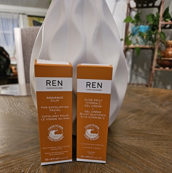 Ren Clean Skincare Bundle - Picture 1 of 7